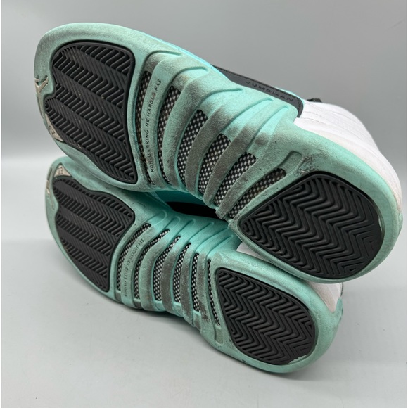Air Jordan 12 Retro GS Basketball Sneakers Light Aqua Size 6Y - Picture 5 of 6